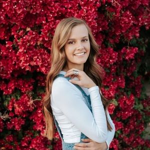 Meet your Posher, Emma